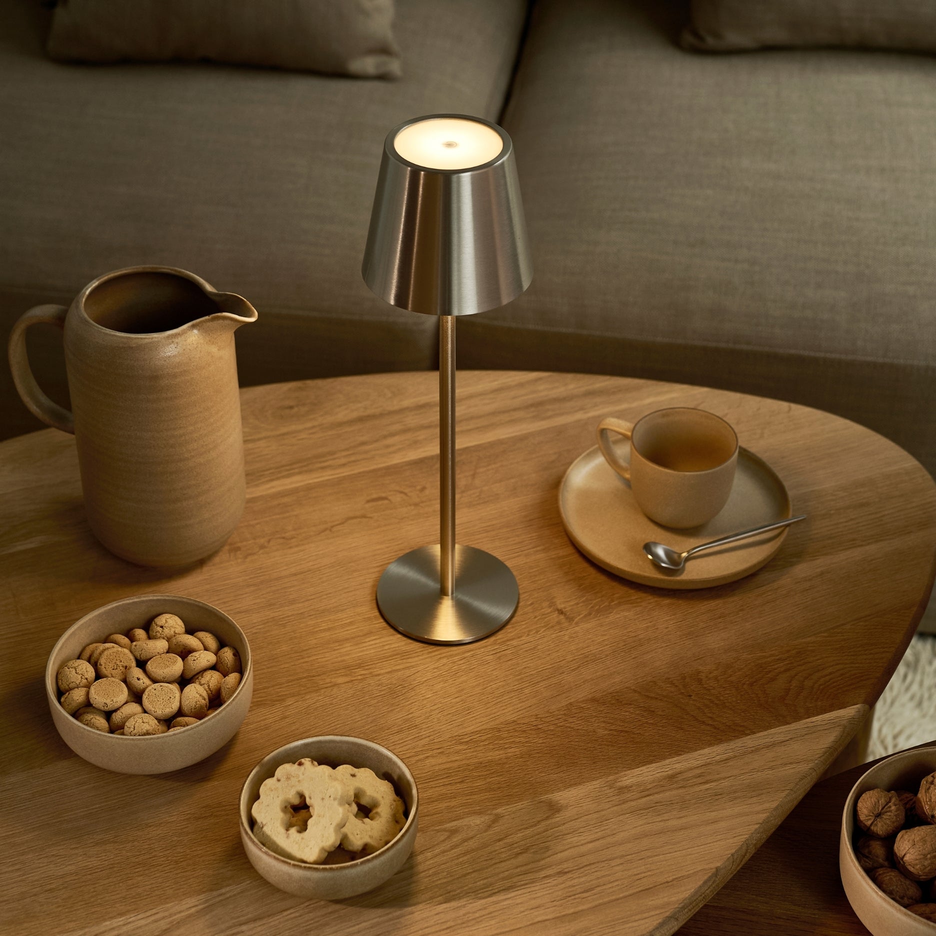 Stella Tall LED Lampe