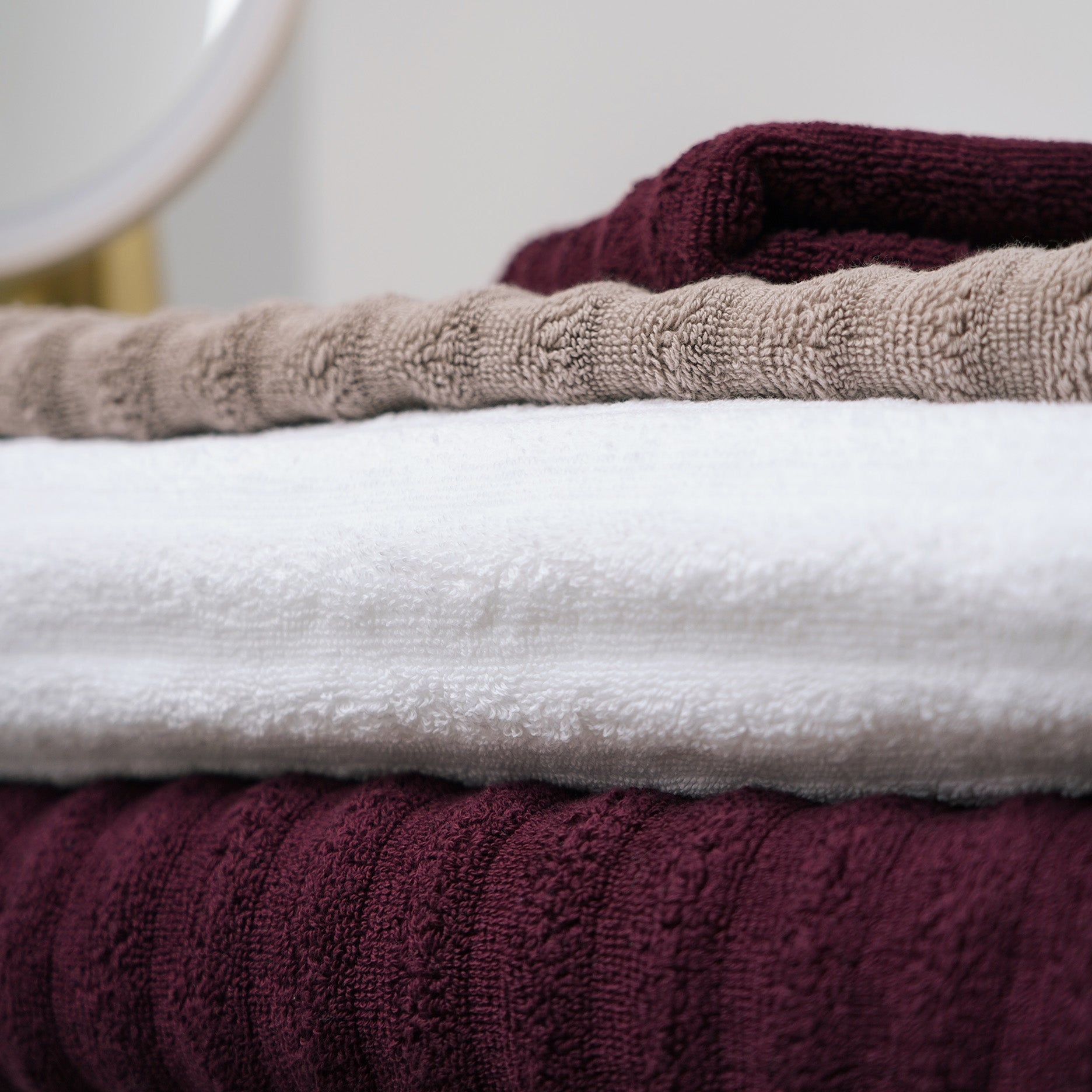 Aura I Handtuch 50x100 cm