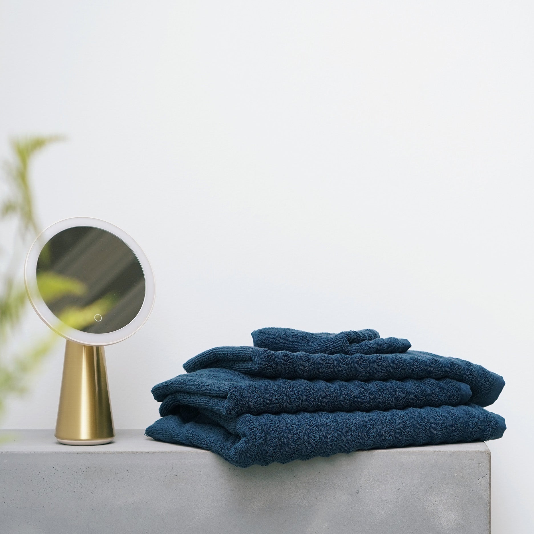 Aura I Handtuch 50x100 cm