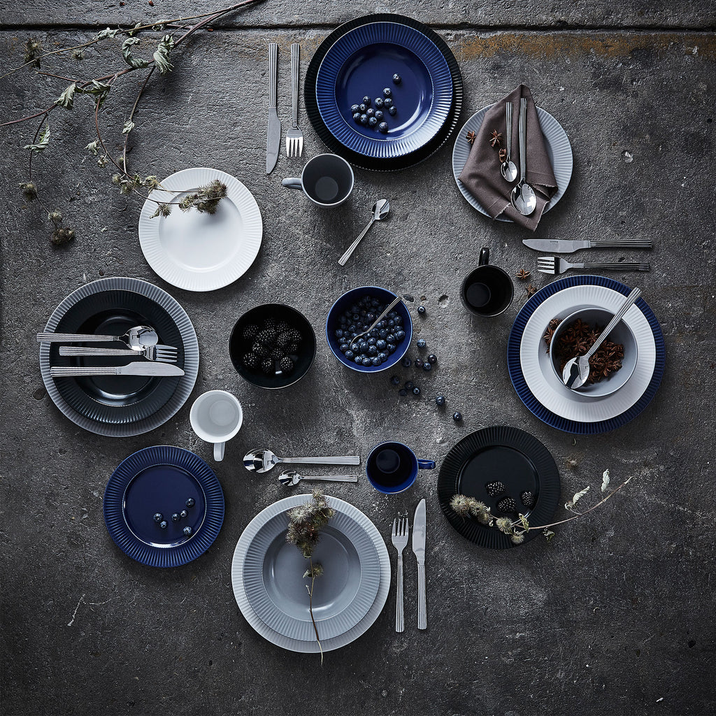 Groovy Teller D27 Grau