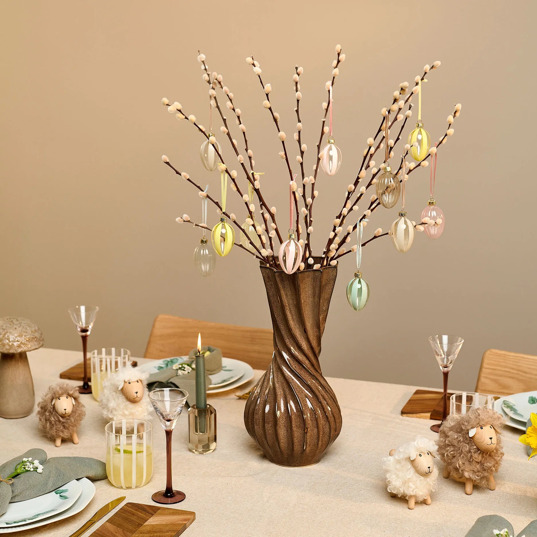 Stripe Osterei 2 Stk Hellbraun