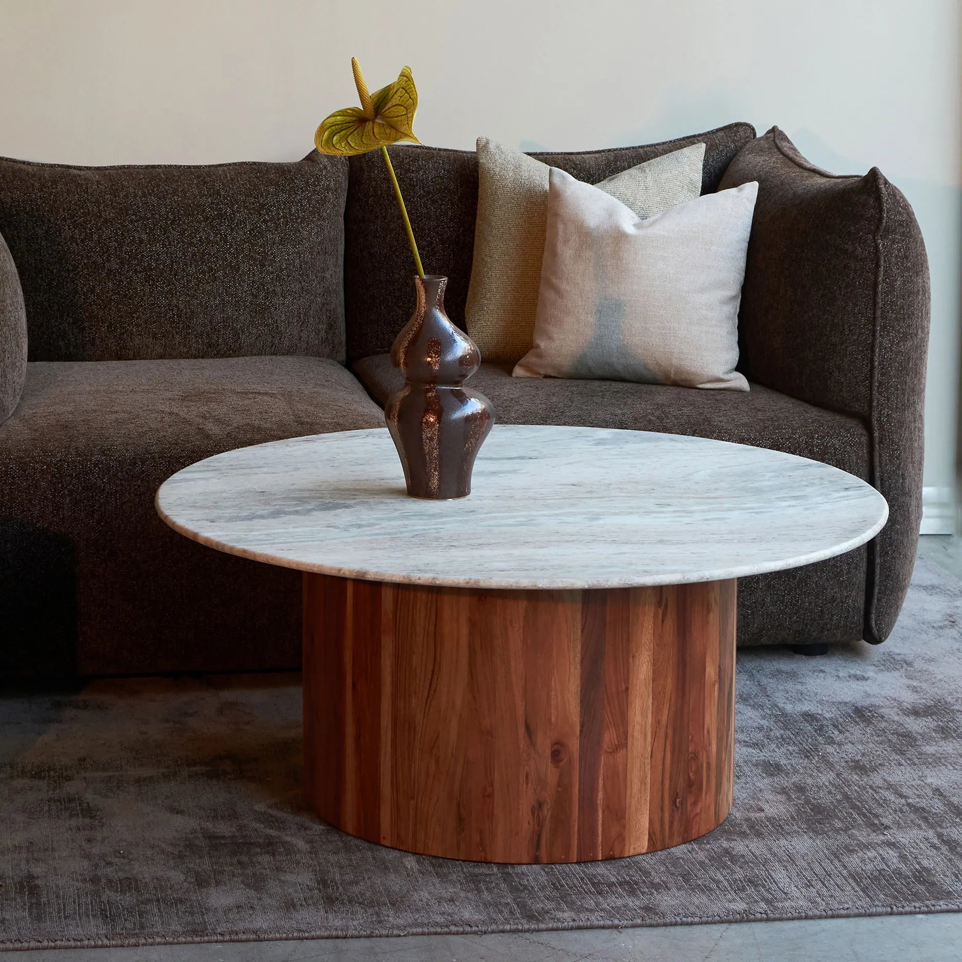 Arti II hohe Vase Braun