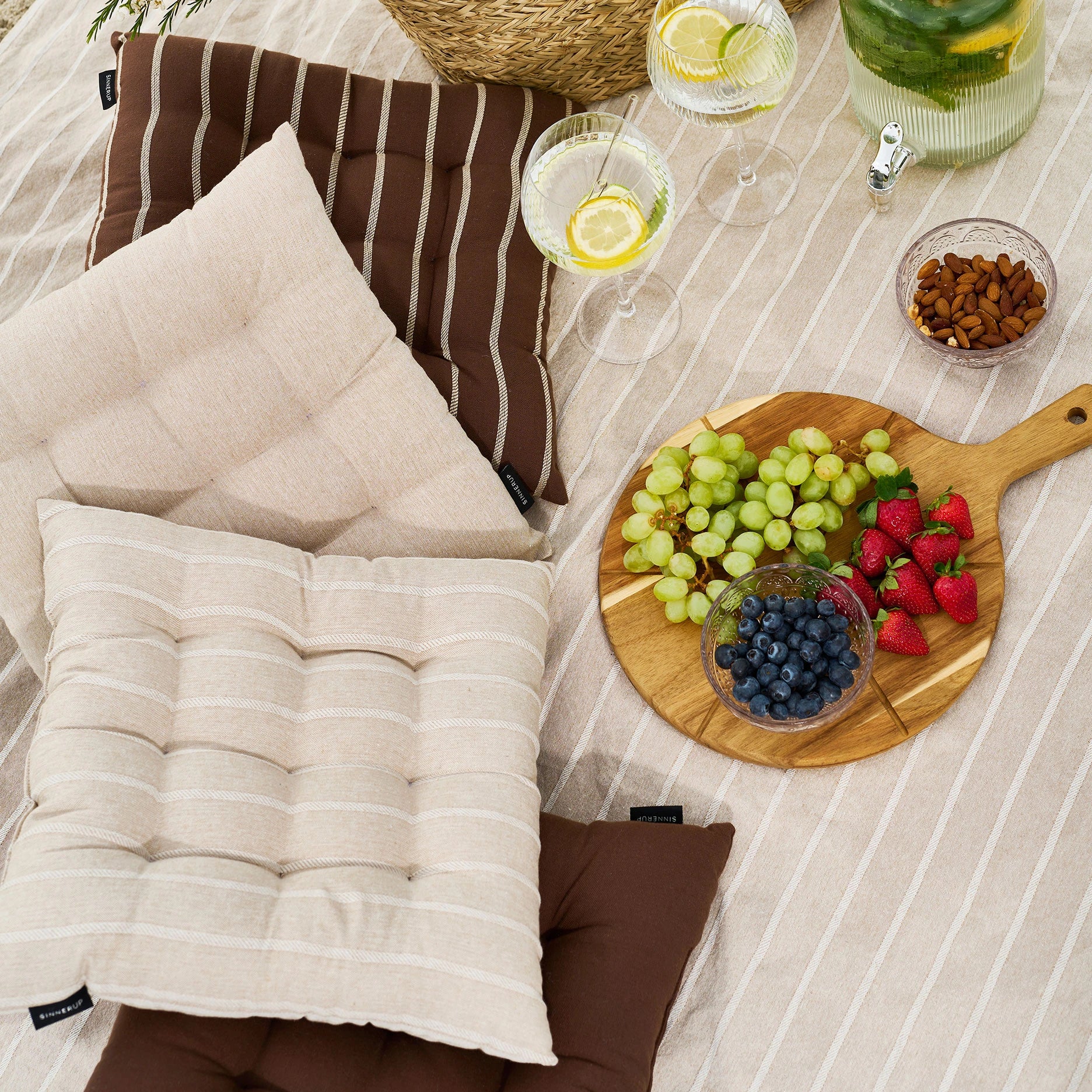 Life Stripe Sitzkissen Braun