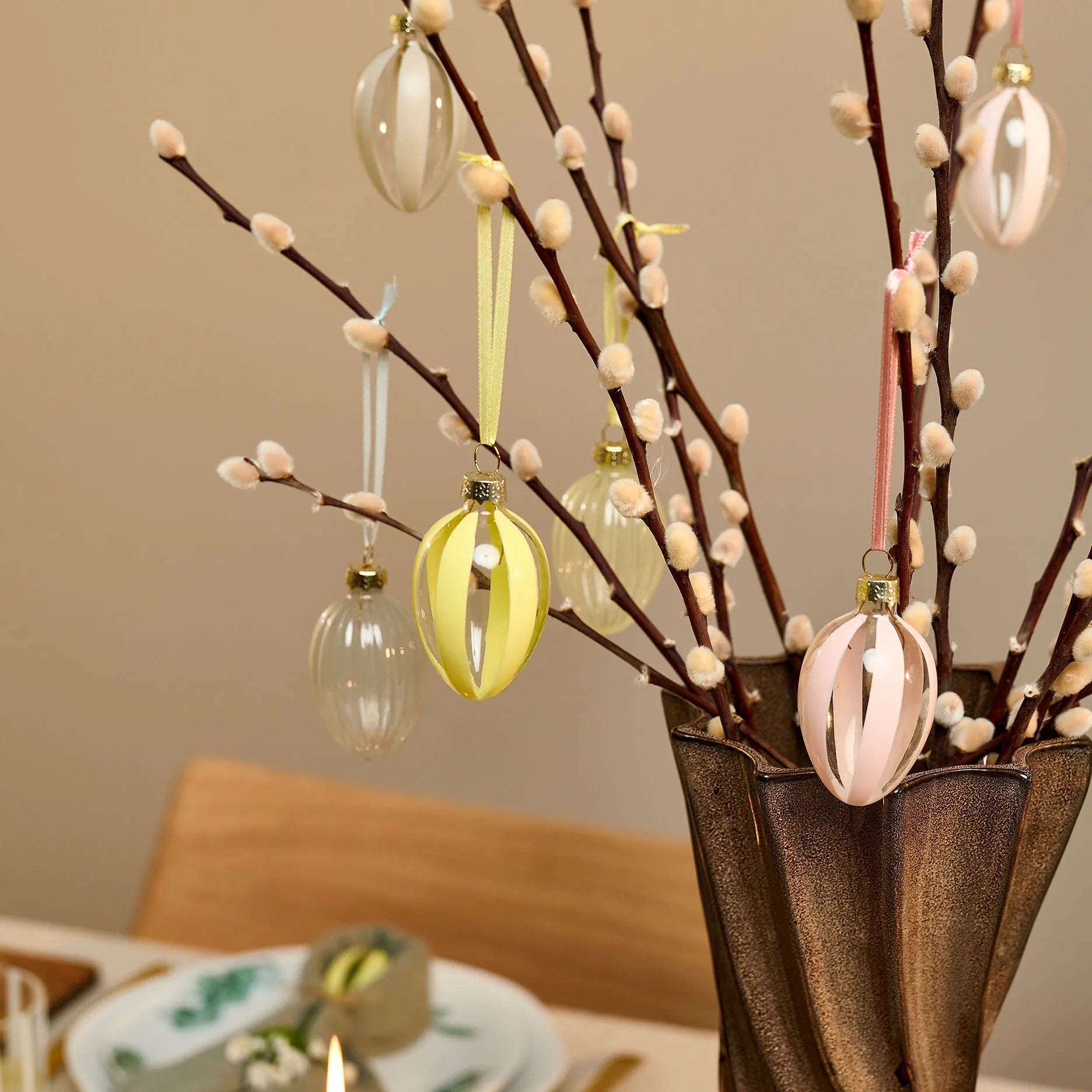 Stripe Osterei 2 Stk Gelb