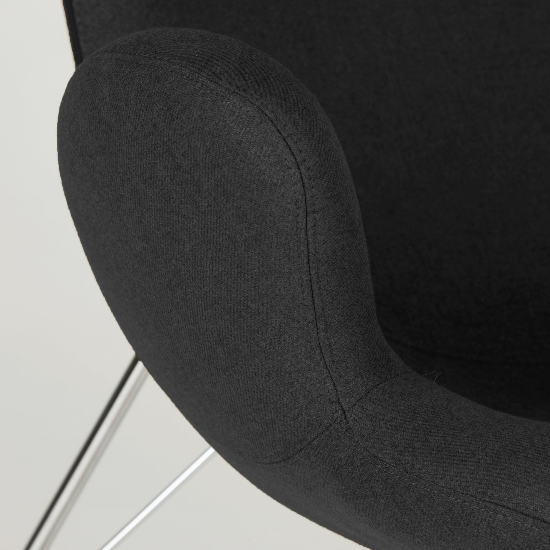 Victor Schaukelstuhl