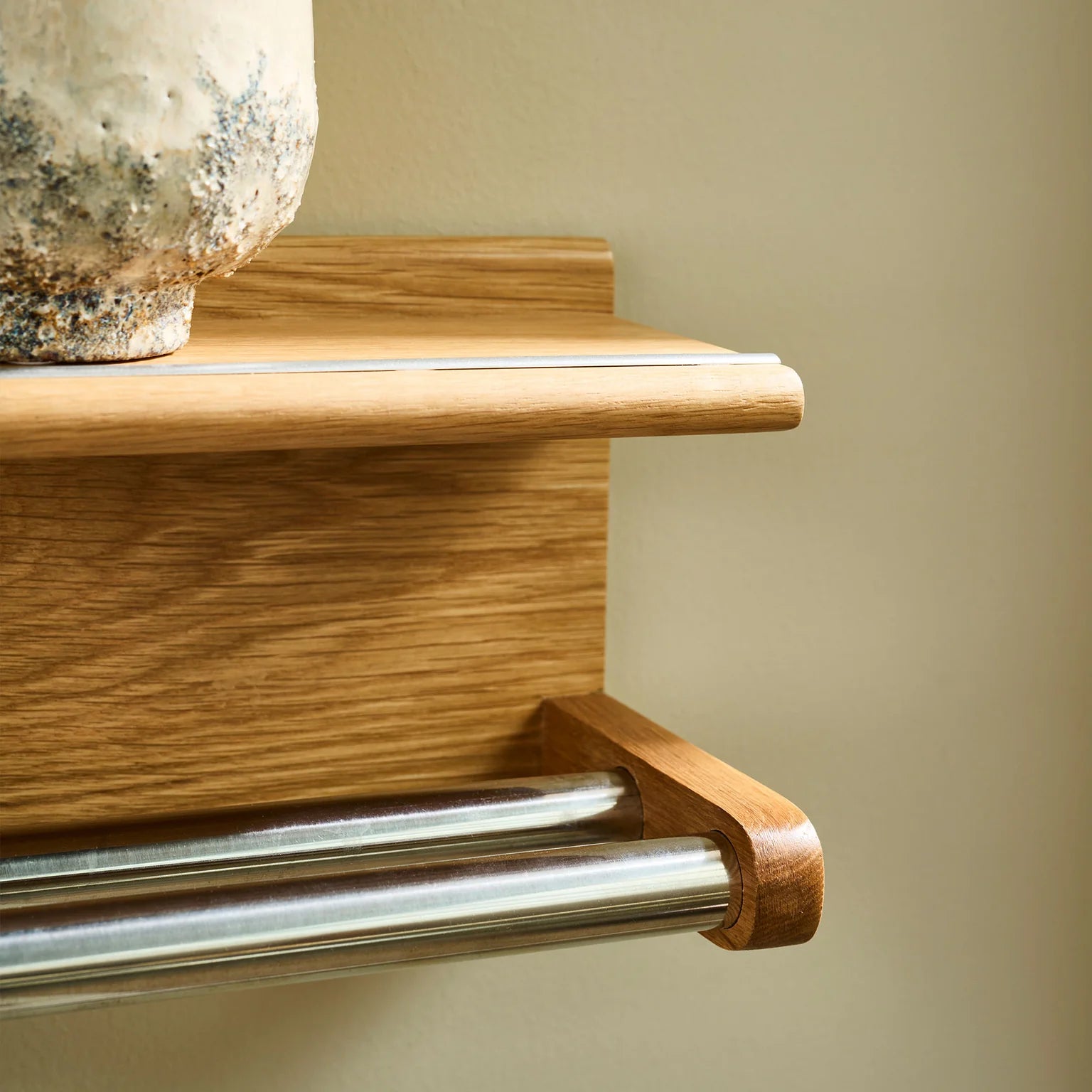 Wood II Handtuchhalter L75