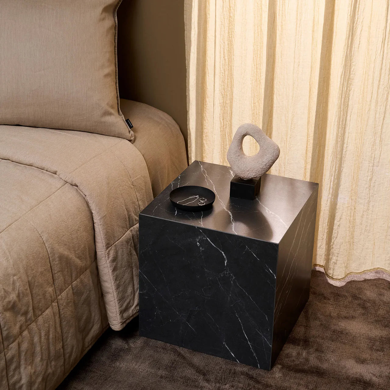 Montes Sofatisch 40 x 40