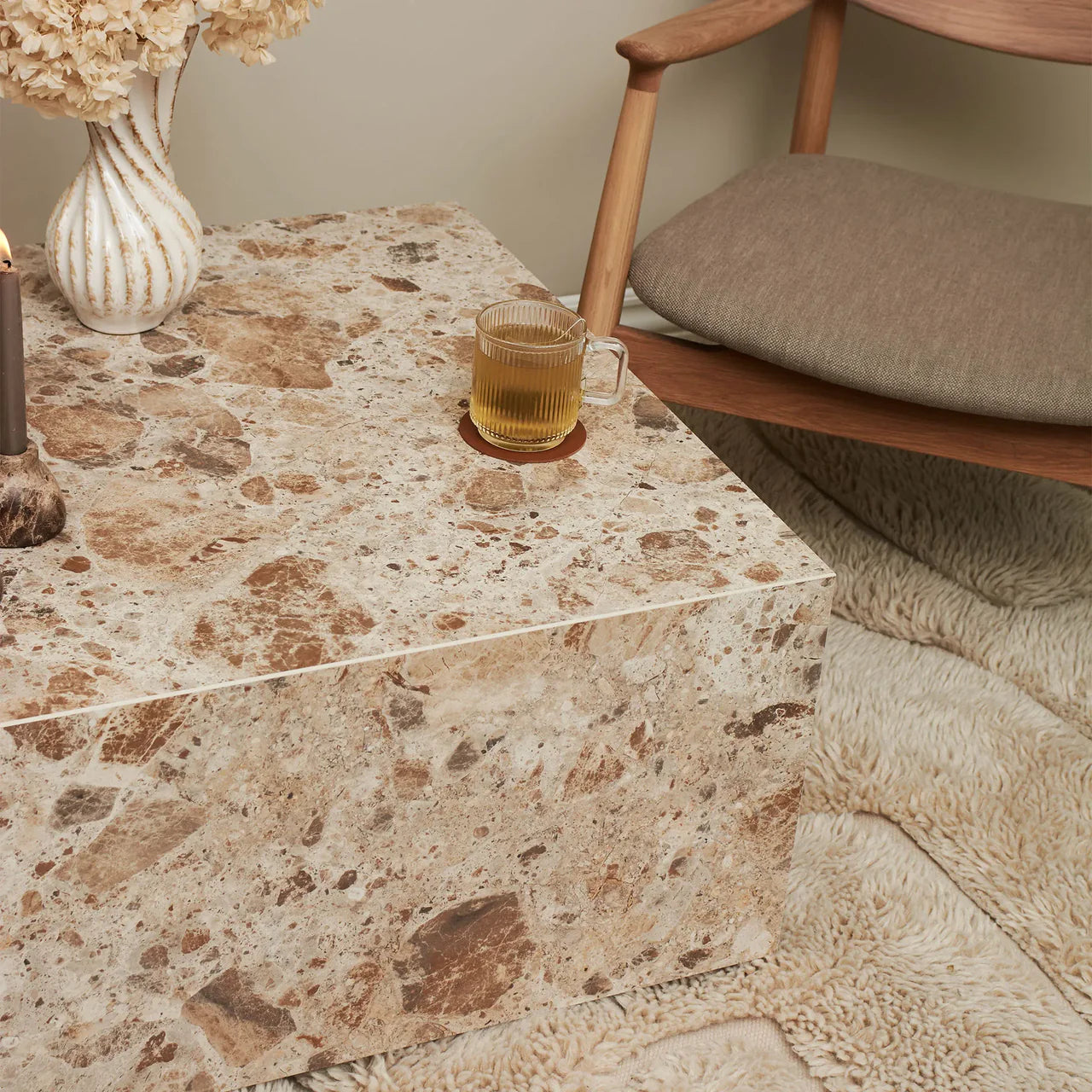 Montes Sofatisch 70 x 70