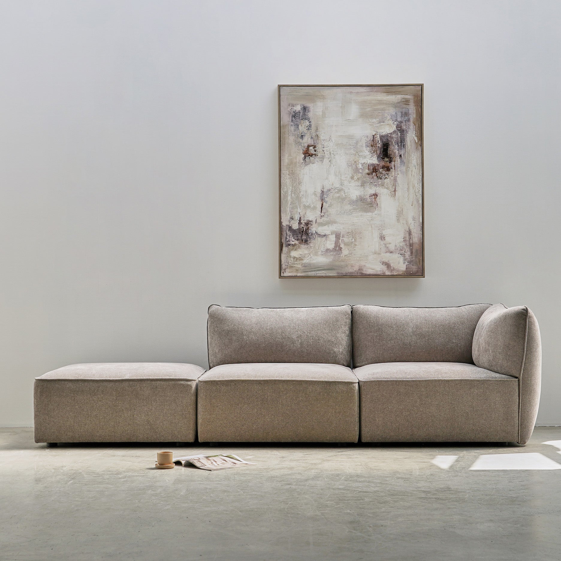 Adelaide II (XL) Hocker