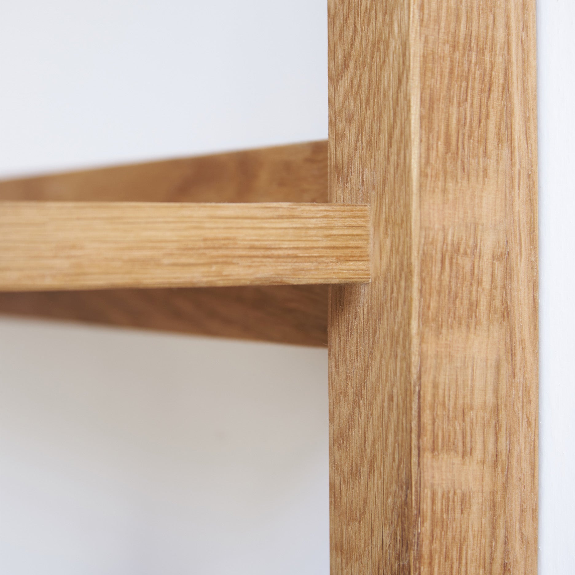 Akeru II Wandregal 3H