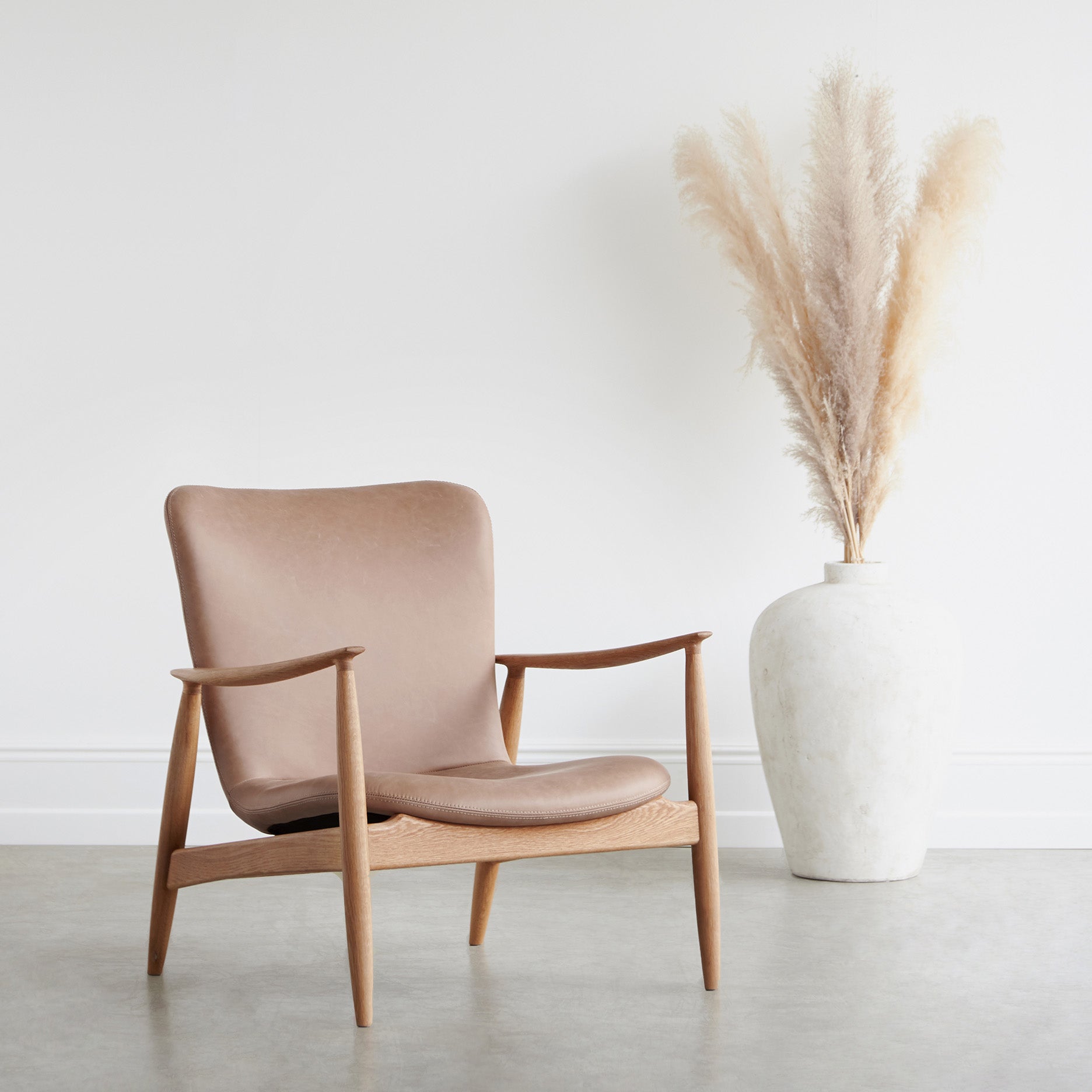 Korobi II Loungestuhl Leder