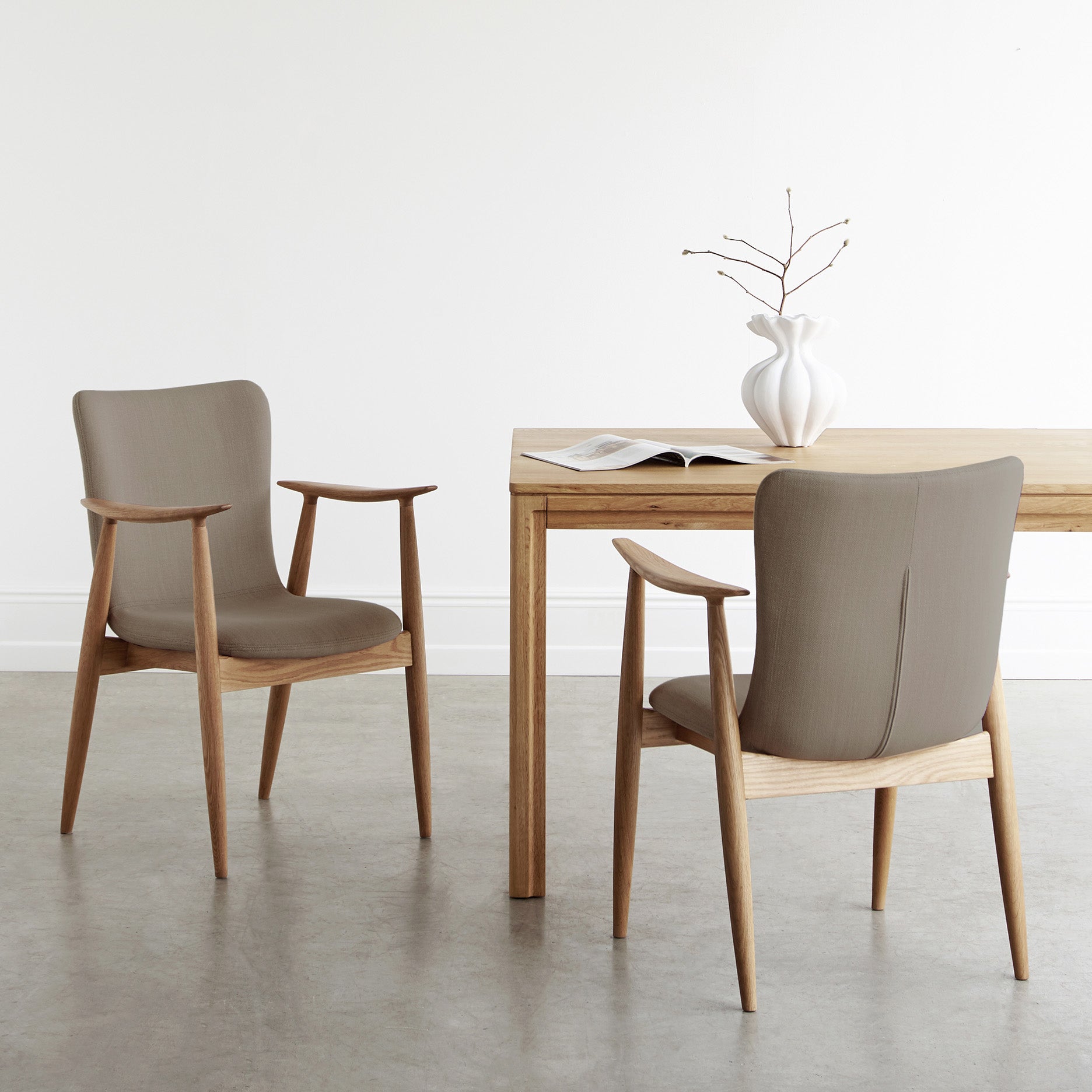 Korobi II Esszimmerstuhl Stoff