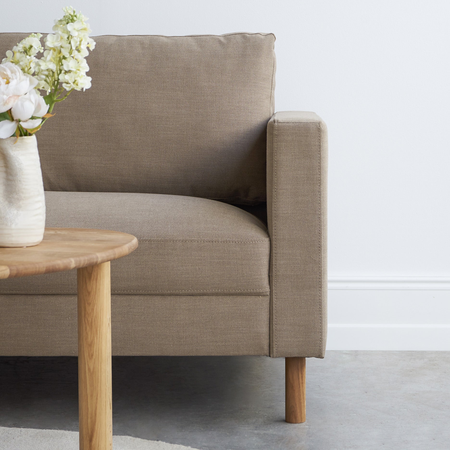 Stapleton II 3-Sitzer Sofa - Eichenbeine