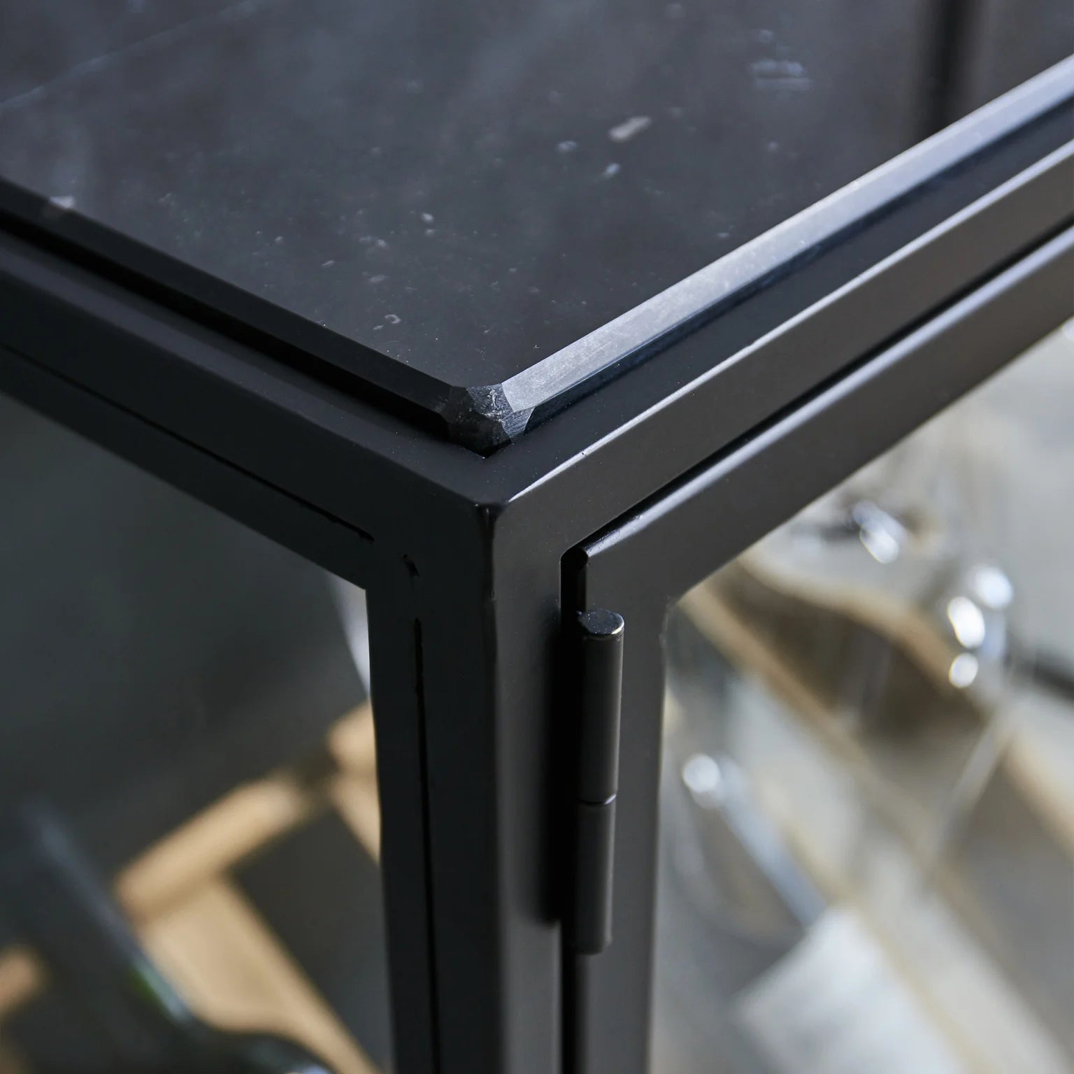 Mason II kleiner Weinschrank H80