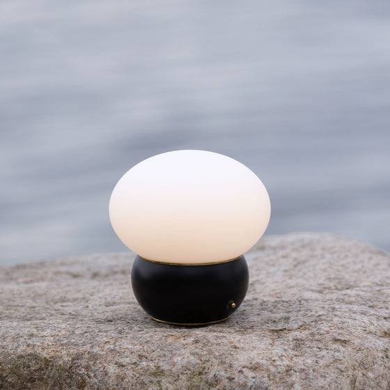 Cocoon LED-Tischlampe