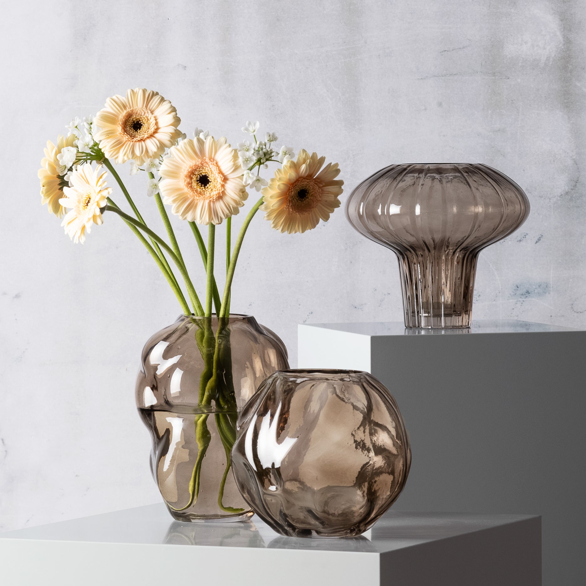 Dizzy vase H 20 cm