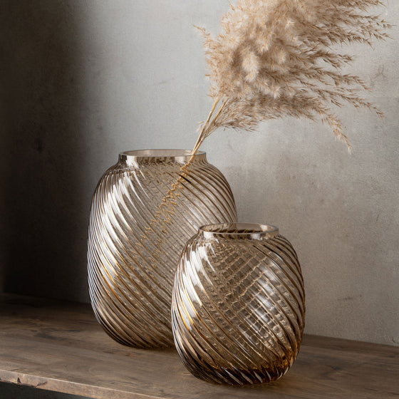 Loyal Vase Braun