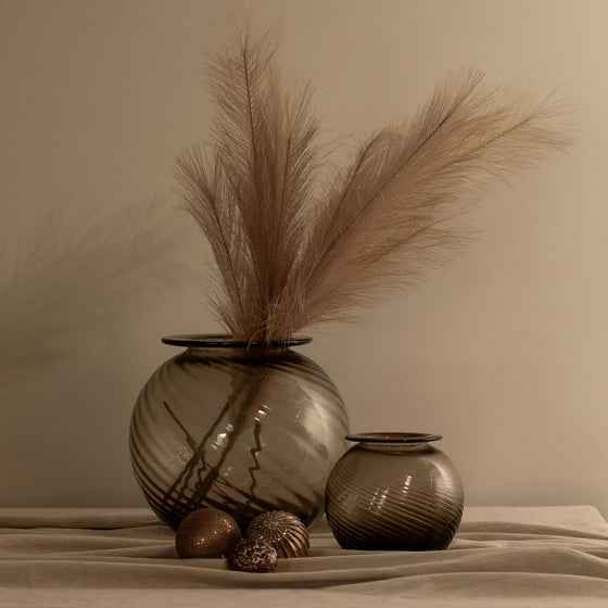 Twist Vase I Braun