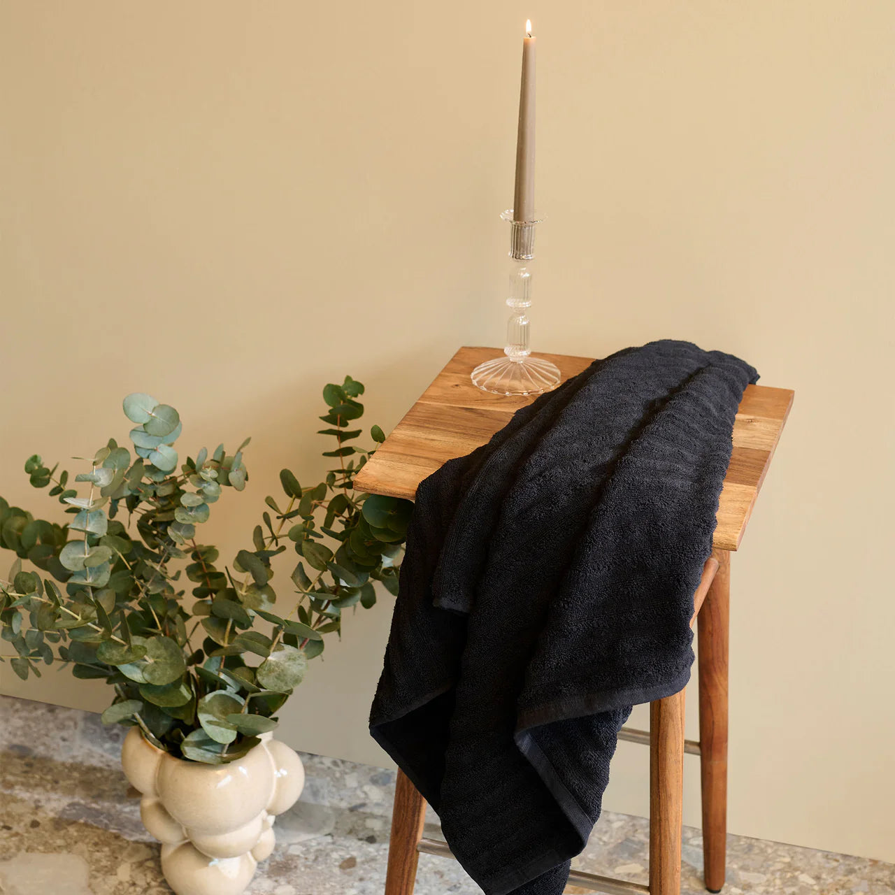 Aura Handtuch Beige 70 x 140 cm