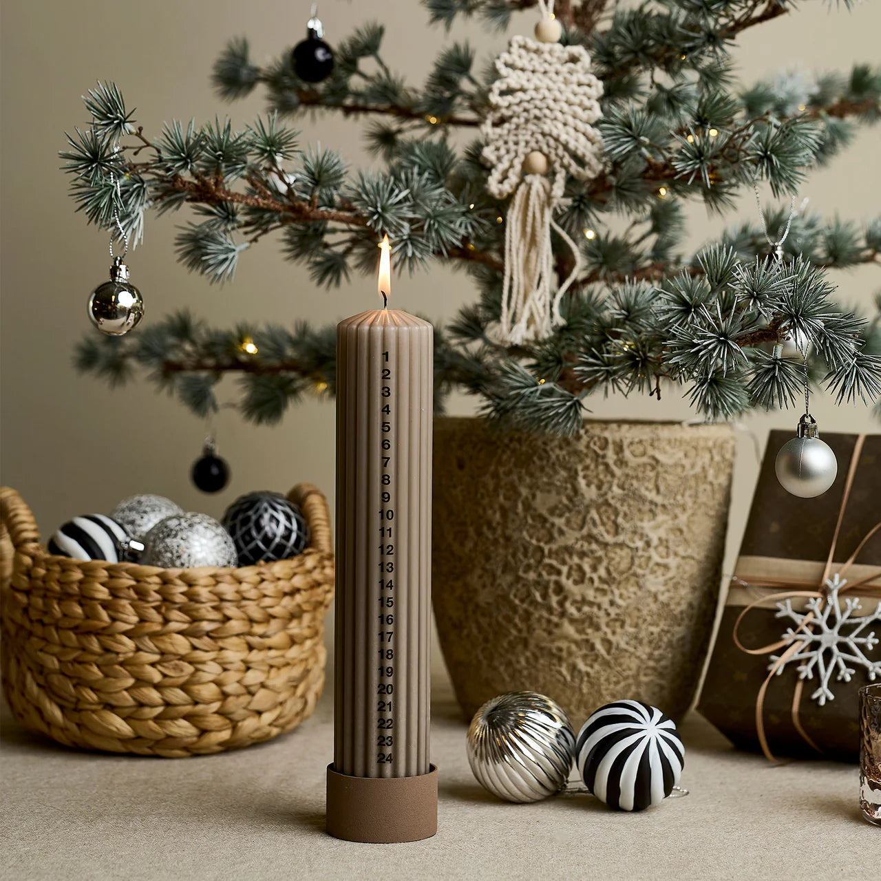 Gerillte Kalenderkerze