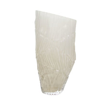  Lea Vase