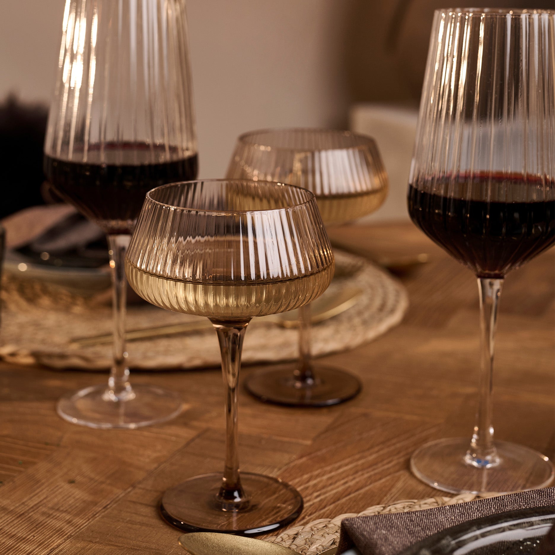 Ribbed Champagner-Glas