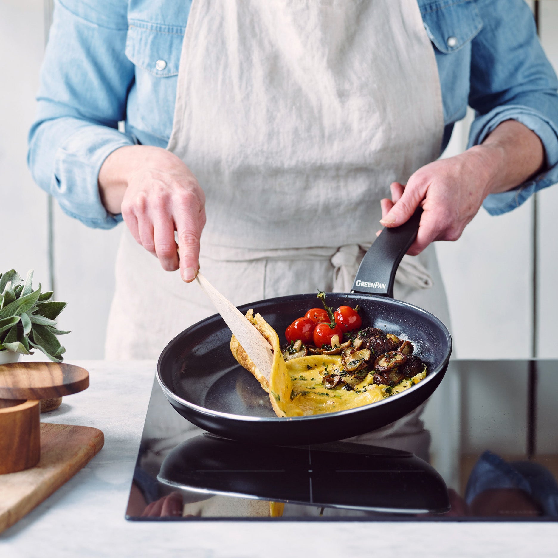 Essence Bratpfanne D24 cm