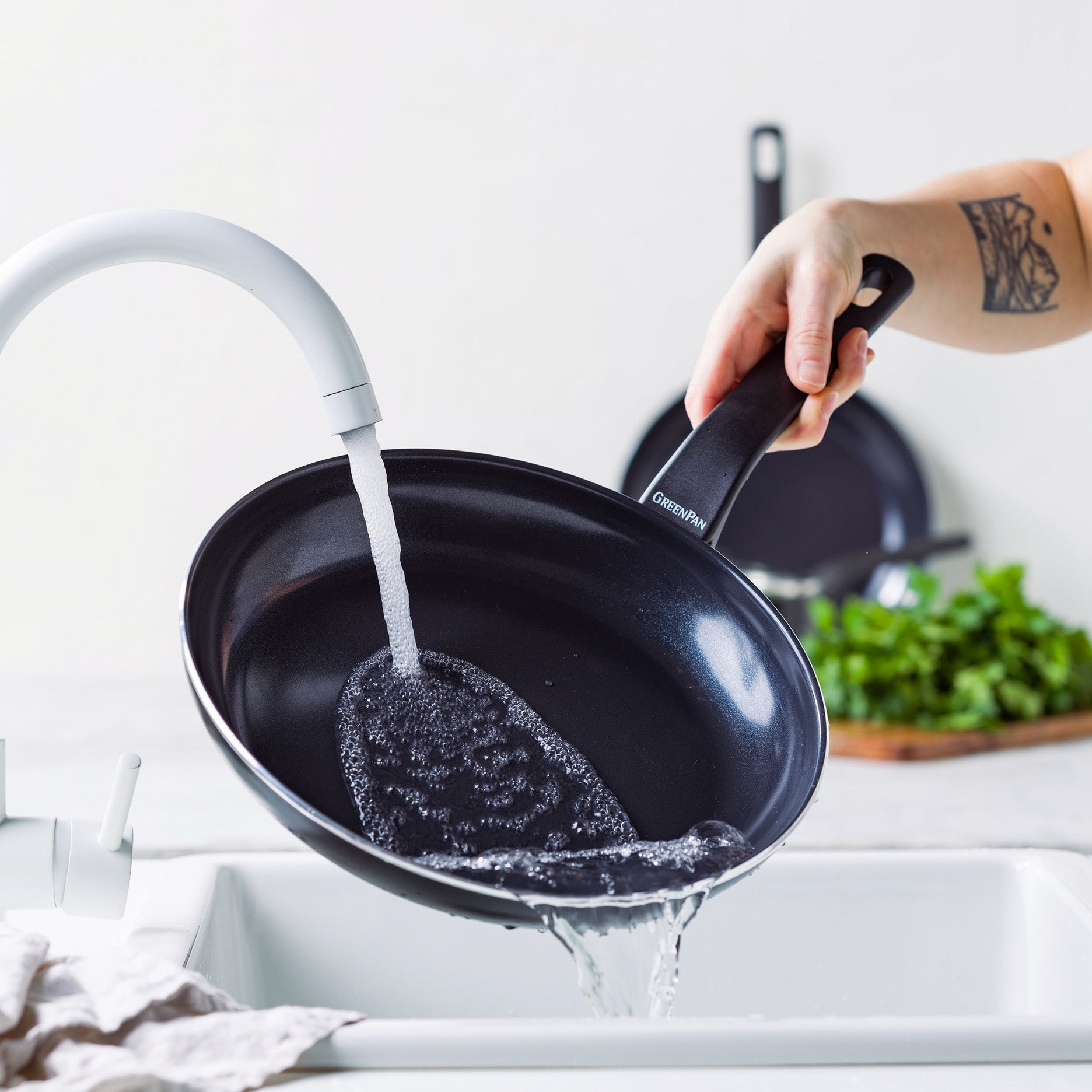 Essence Bratpfanne D24 cm