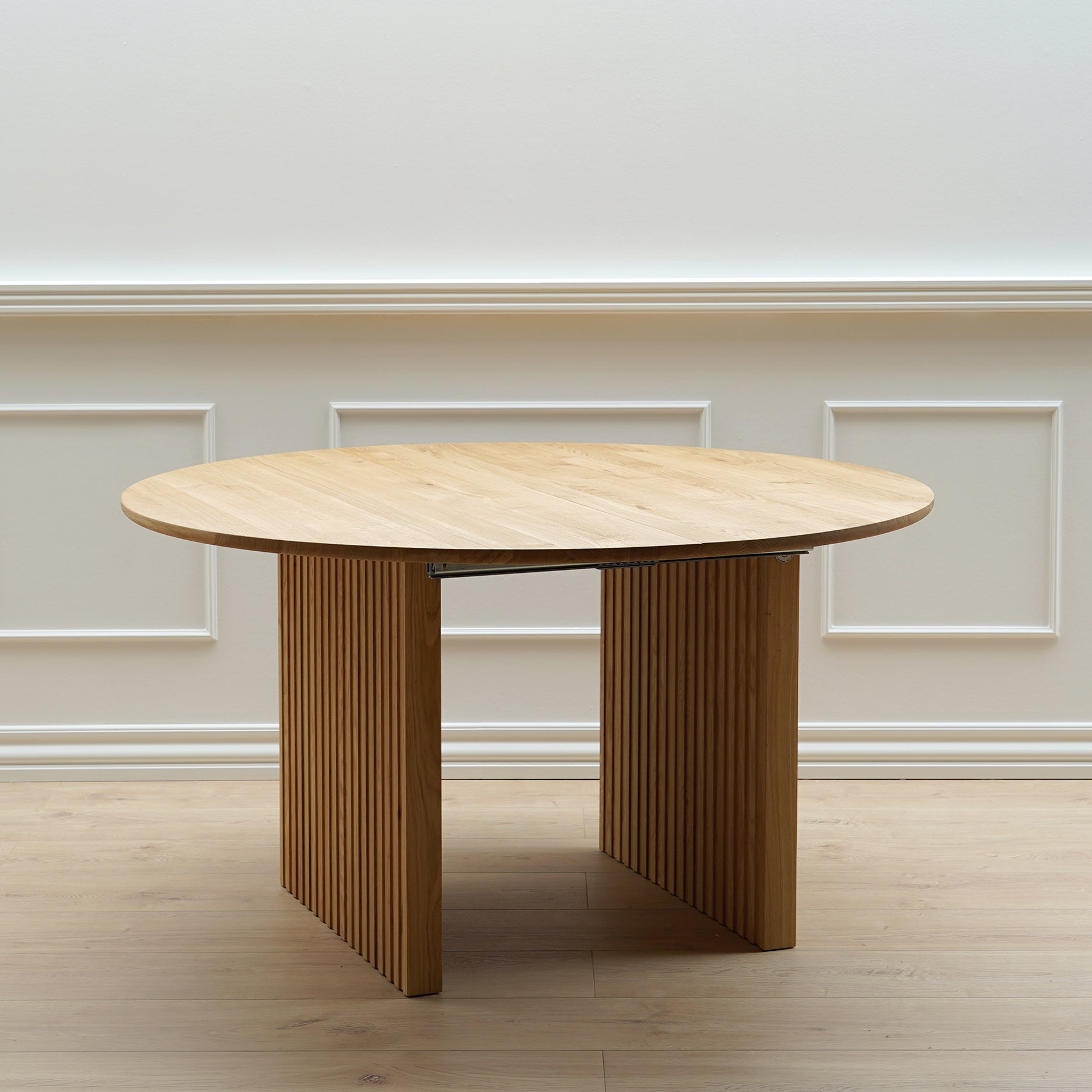 Vertigo D140 Ausziehbarer Esstisch