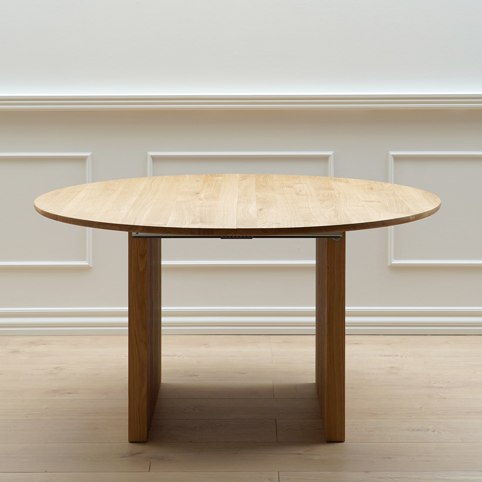 Vertigo D140 Ausziehbarer Esstisch