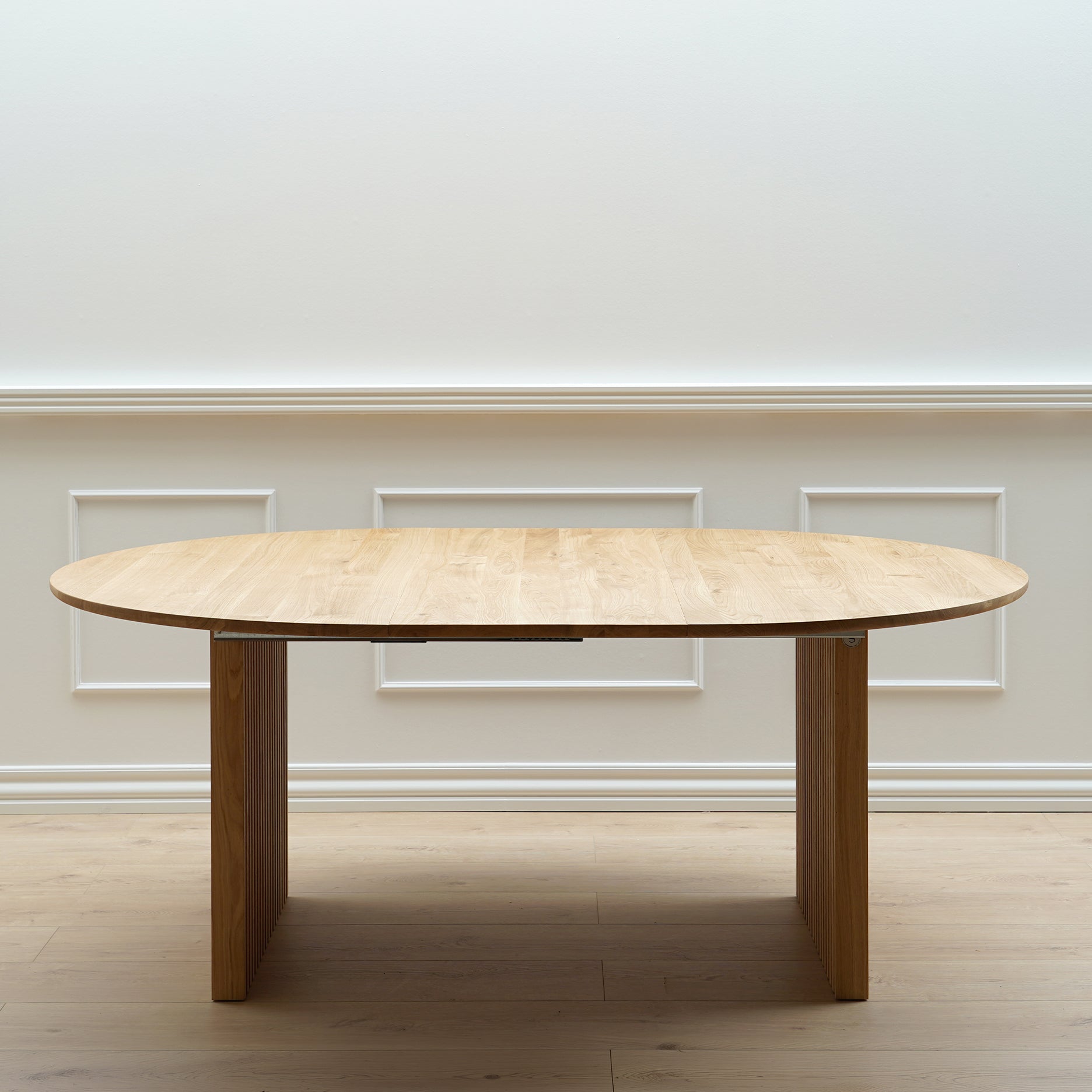 Vertigo D140 Ausziehbarer Esstisch