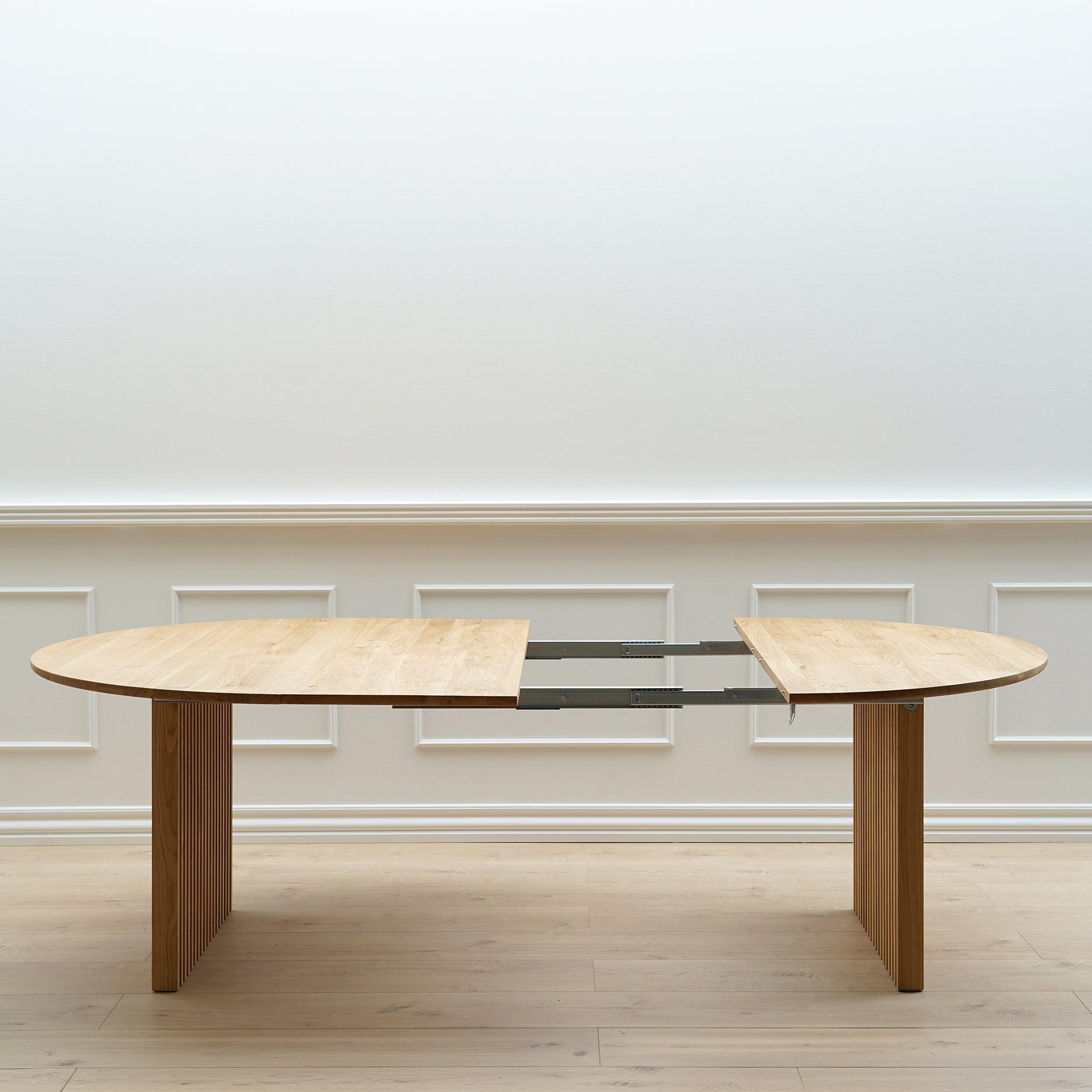 Vertigo D140 Ausziehbarer Esstisch