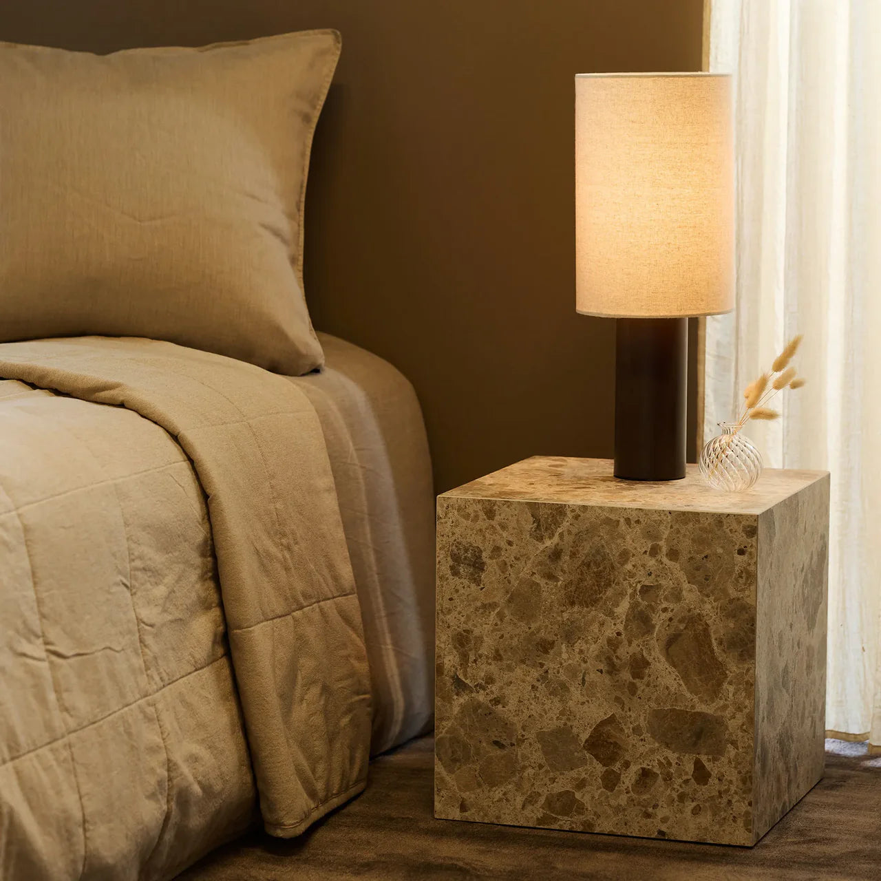 Montes Sofatisch 40 x 40